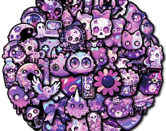 Pack de 50 autocollants gothiques violets, autocollants en vinyle gothiques mignons d'horreur pour bouteille d'eau d'ordinateur portable, décalcomanies esthétiques d'Halloween, décalcomanies d'horreur