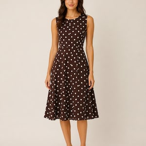 brown polka dot dress pretty woman Julia Roberts Channelled Her Iconic 'Pretty Woman' Character In Polka-Dots