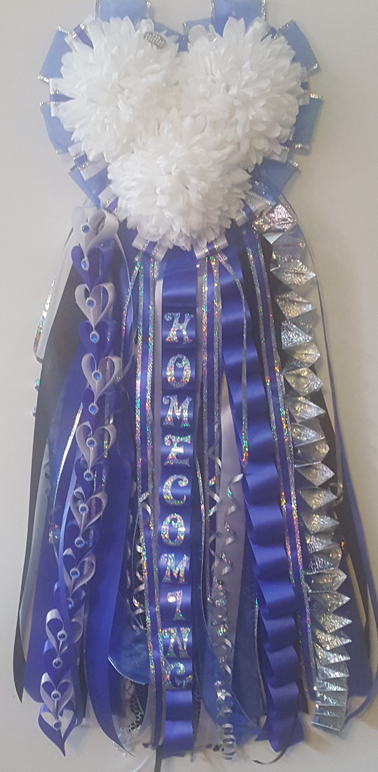 Heart Shaped Homecoming Mum / Homecoming Mum / Ready to ship | Etsy