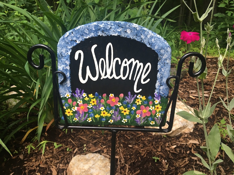 Wildflower Flower Summer Garden Address Slider Hanging Slate Welcome Sign Personnalisé, Support en fer forgé Vendu séparément, LIVRAISON GRATUITE 9" Slate - Welcome