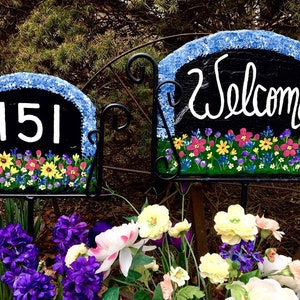 Wildflower Flower Summer Garden Address Slider Hanging Slate Welcome Sign Personnalisé, Support en fer forgé Vendu séparément, LIVRAISON GRATUITE image 1