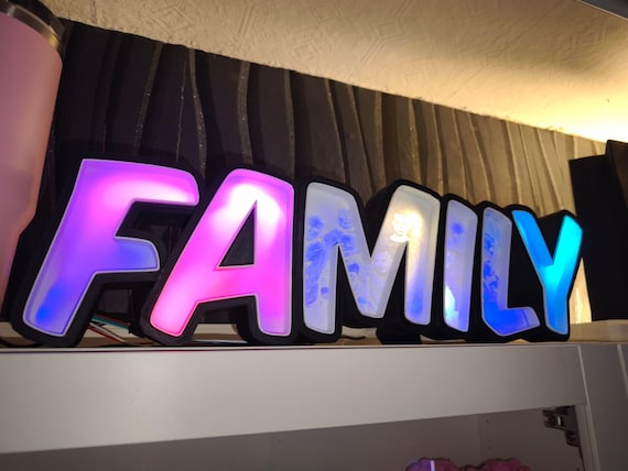 Personalized "FAMILY" lithophane lamp – your favorite photo as 3D light art