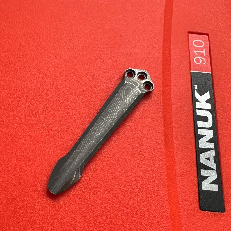 Emerson Knives DAMASCUS Pocket Clip image 3