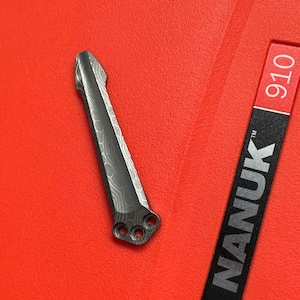 Emerson Knives DAMASCUS Pocket Clip image 1