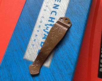 Benchmade Pocket Clip Narrows, Full Immunity, Seven Ten, Taggedout, PSK, Adira + More Benchmade Models Titanium LUCKY COY (Colour Options)