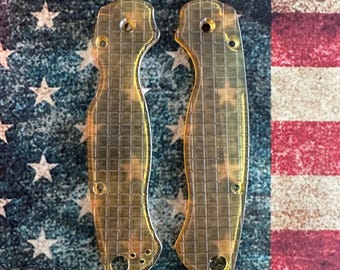 Spyderco Paramilitary 2 Clear Golden CUBIC PATTERN Replacement Scales