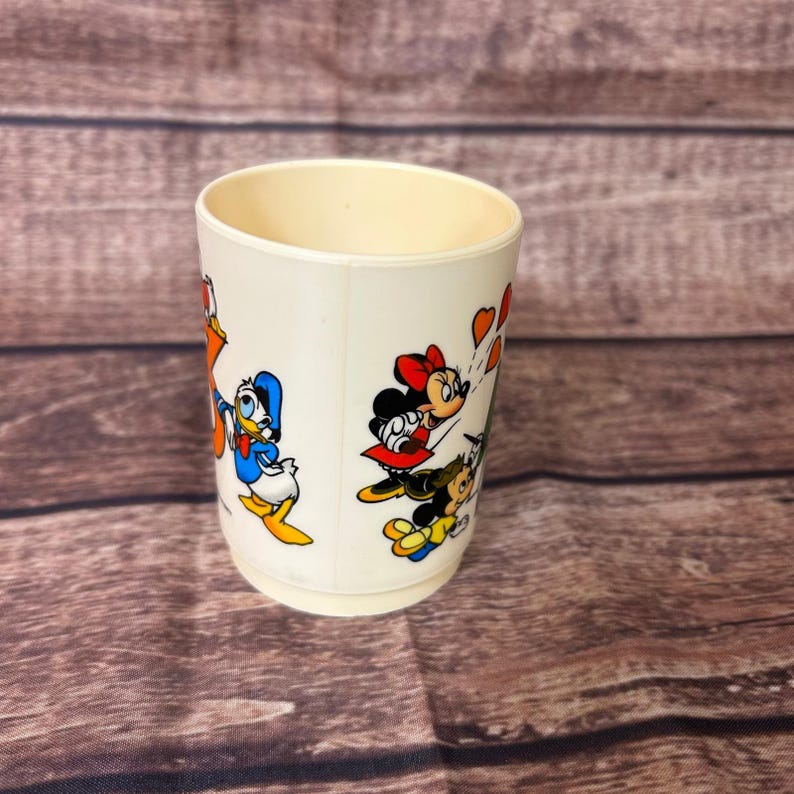 Vintage Superseal Disney Micky Maus ABC 123 Kunststoff Kinder Becher Creme Bild 3