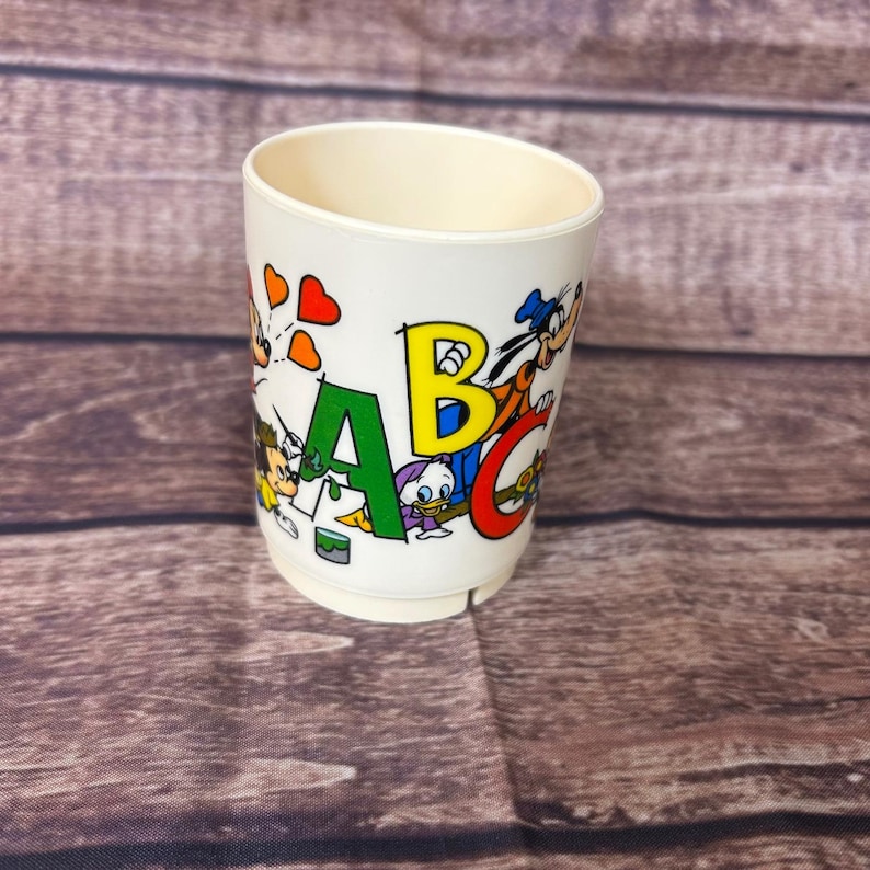 Vintage Superseal Disney Micky Maus ABC 123 Kunststoff Kinder Becher Creme Bild 1