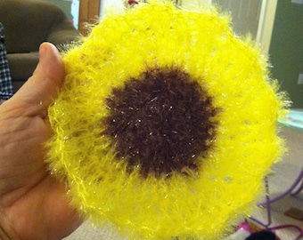 Kitchen Scrubbies, Pot Scrubber, Sunflower Scrubber, Flower Susemi Scrubby, Dish Scrubbie, Scouring Pad, Non-Scratch Scrubby, Dishcloth