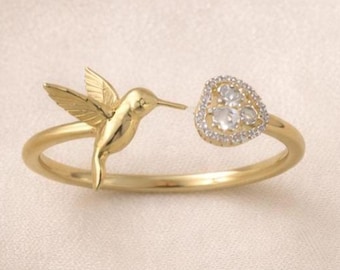 Lab Grown Diamond Hummingbird Heart Ring, 14K Gold Nature Inspired Wrap Ring, Unique Bird Jewelry Gift for Her, Open Band, Romantic Ring