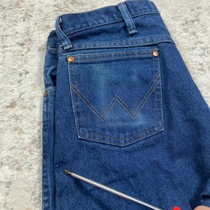 Vintage Wrangler Jeans Mens Fits 33x34 Straight Leg Dark Wash Classic Cowboy image 6