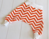 ORGANIC Baby Harem Pants/Ninja Pants in Chevron CORAL Cotton Knit/Ivory Waist and Ankles - An Eco Friendly gift idea from Cwtch Bugs