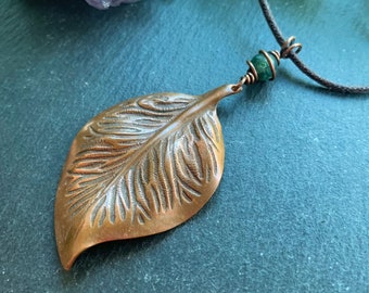 Moss Agate and Copper Leaf Pendant - Enchanted Forest Necklace - Wiccan Necklace Protection Amulet - Celtic Norse Pagan Jewellery - Gift Set