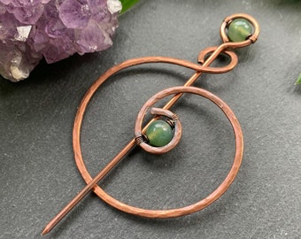 Celtic Shawl Pin with Moss Agate - Large Two Piece Copper Spiral Scarf Pin Brooch for Knitwear - Versatile Hammered Metal Hair Stick Pin