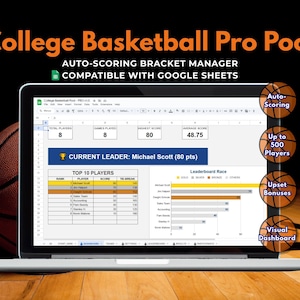 Könnte beinhalten: Ein Laptop zeigt einen Basketball-Bracket-Manager, der mit Google Sheets kompatibel ist. Der Bildschirm zeigt eine Rangliste mit Spielergebnissen und ein visuelles Dashboard. Auf dem Bildschirm steht "College Basketball Pro Pool". Basketbälle mit Text heben Funktionen wie automatisches Scoring und bis zu 500 Spieler hervor.