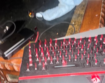 Redragon Karura K502 Wired Gaming Keyboard - 7-Color LED Backlit, Silent Chiclet Keys, Detachable Wrist Rest, Full-Size 104-Key