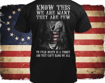 No pueden ahorcarnos a todos - Camiseta Colonial Rebelde Desgastada: Revolución Patriótica de 1776