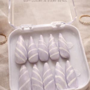 Uñas postizas con diseño de remolino de vidrio opalino