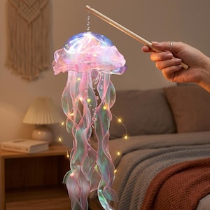 Lámpara de araña LED con forma de medusa hecha a mano / Lámpara que cambia de color / Lámpara colgante Regalo para niños