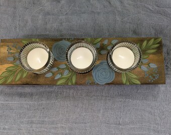 Wood tealight candle holder
