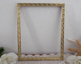 Vintage Gold Picture Frame 8 x 10 Photo Decoration Mid Century Hollywood Regency Rustic Shabby Chic Cottage Home Decor Wedding Gift Him Her