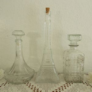 Vintage Decanter Set Clear Glass Liquor Bottle Barware Mid Century Paris Eiffel Tower French Country Wine Wedding Alcohol Gift Bar Display