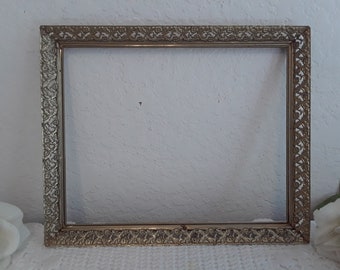 Vintage Ornate Gold Filigree Picture Frame 8 x 10 Photo Decoration Mid Century Hollywood Regency Paris Apartment Home Decor Wedding Gift Her