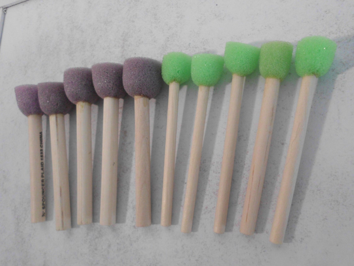 Plaid Spouncer Sponge Stencil Brush-1-1/4" 1534