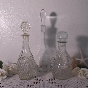 Vintage Decanter Set Clear Glass Liquor Bottle Barware Cottage Holiday Entertaining Alcohol Gift for Him Her Mid Century Madmen Bar Display