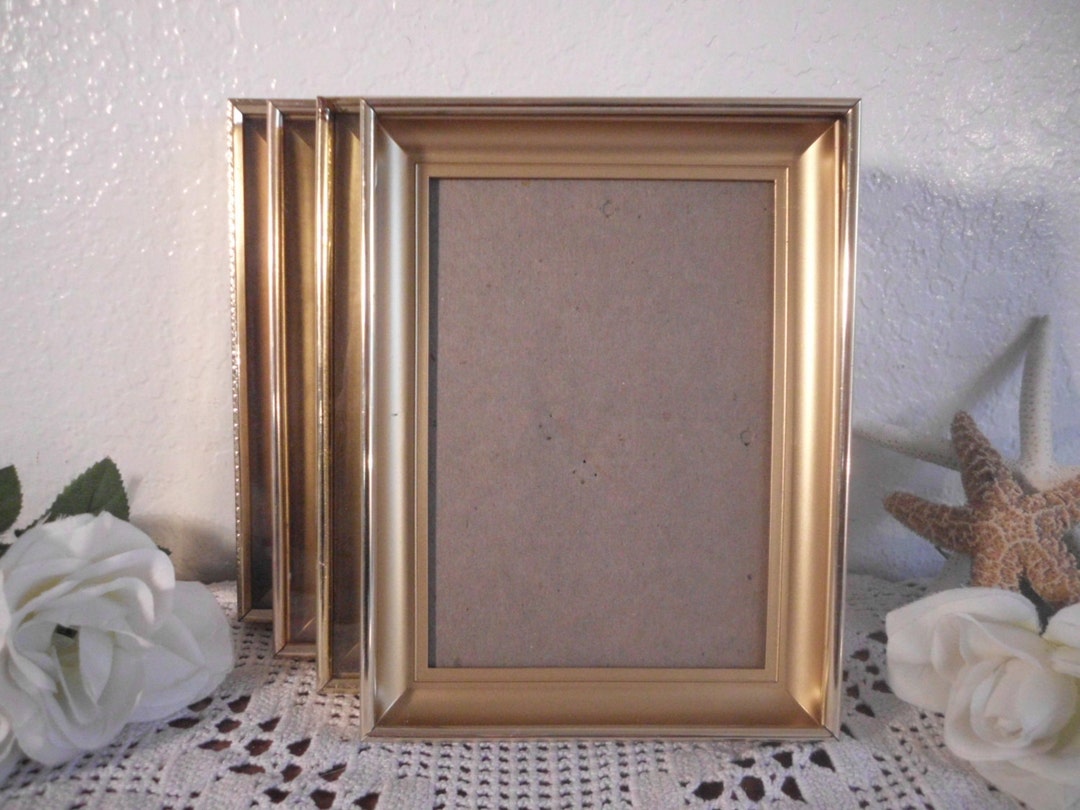 Vintage Gold Metal Picture Frame 5 X 7 Photo Decoration Mid Century