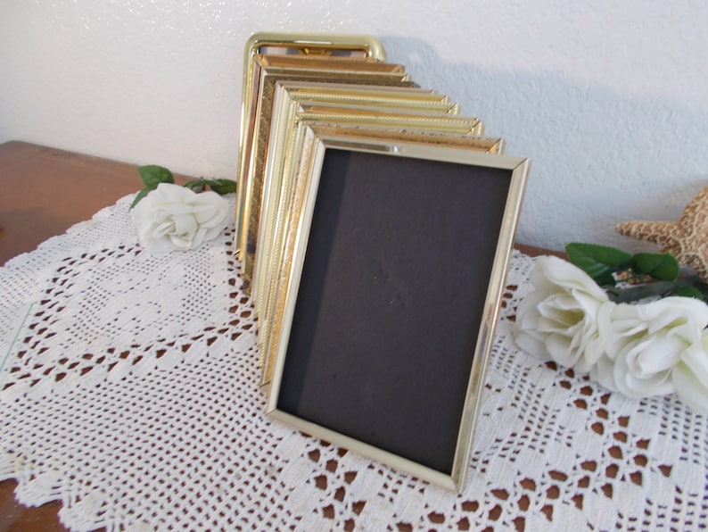 Vintage Gold Metal Picture Frame 5 x 7 Photo Decoration Mid Century Hollywood Regency Rustic Shabby Chic Wedding Decoration Home Decor Gift image 4