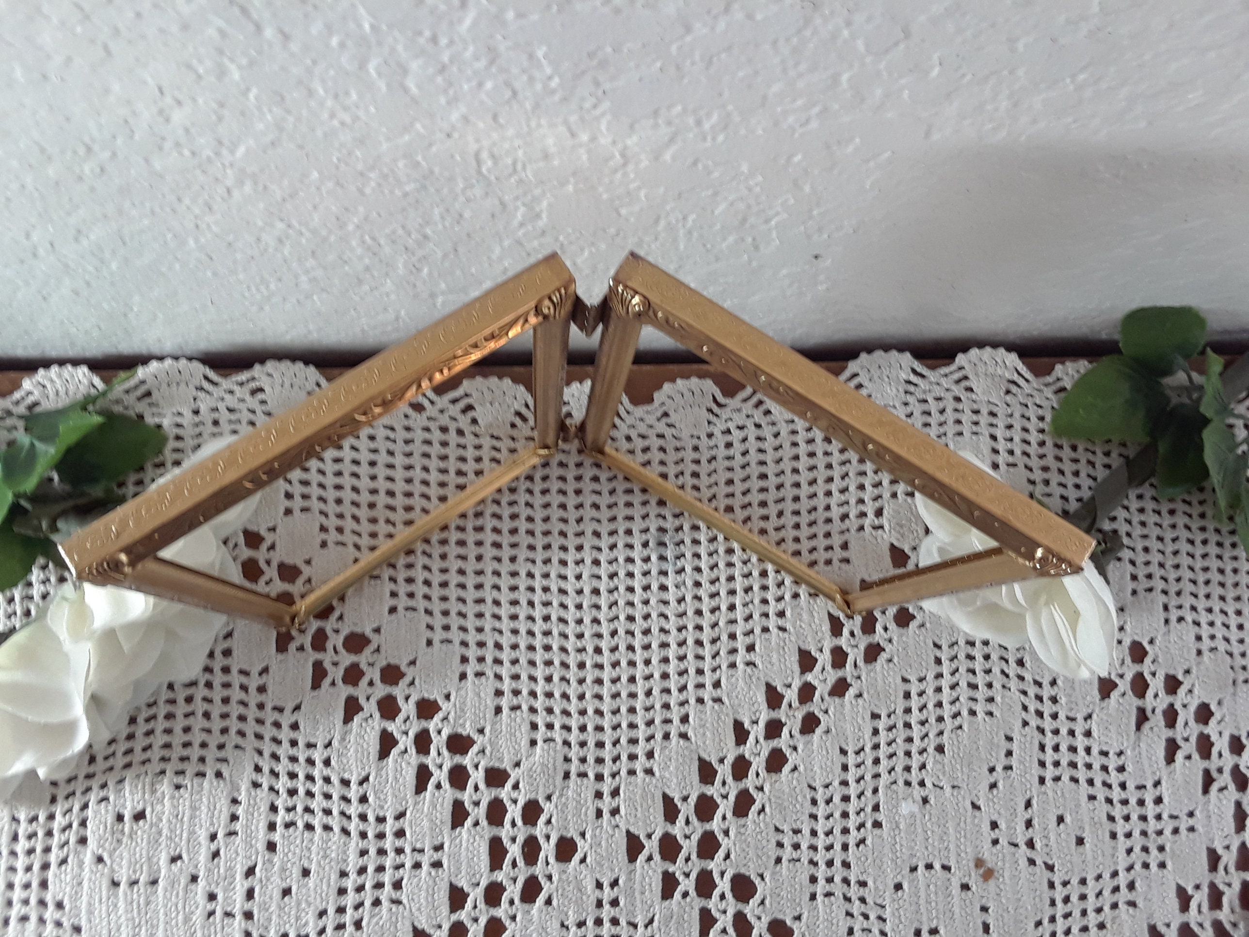 Vintage Double Hinged Gold Metal Picture Frame Folding 5 X 7 Photo ...