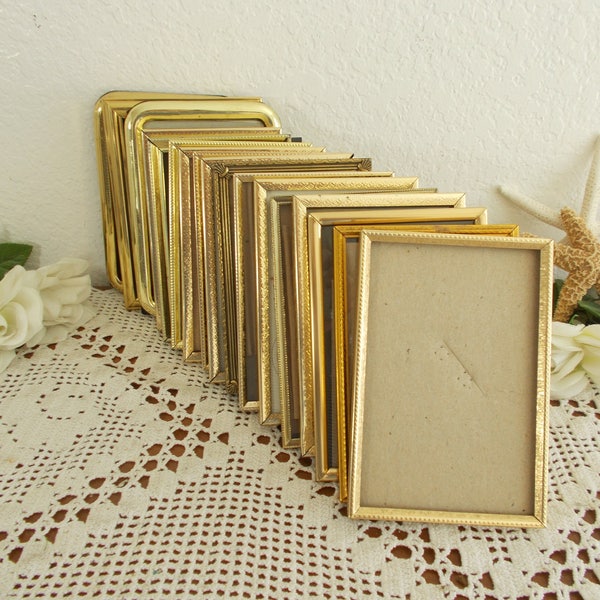 Vintage Gold Metal Picture Frame 6 x 8 Photo Decoration Mid Century Hollywood Regency Home Decor Rustic Shabby Chic Country Wedding