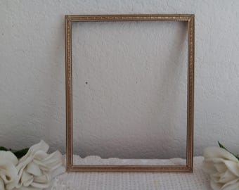 Vintage Ornate Gold & White Picture Frame 8 x 10 Photo Decoration Art Deco Roaring 20s Hollywood Regency Paris French Country Decor Wedding