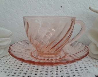 Vintage Clear Pink Glass Tea Coffee Cup & Saucer Set Rosaline Swirl Arcoroc France Mid Century Country Farmhouse Retro Cottage Kitchen Decor