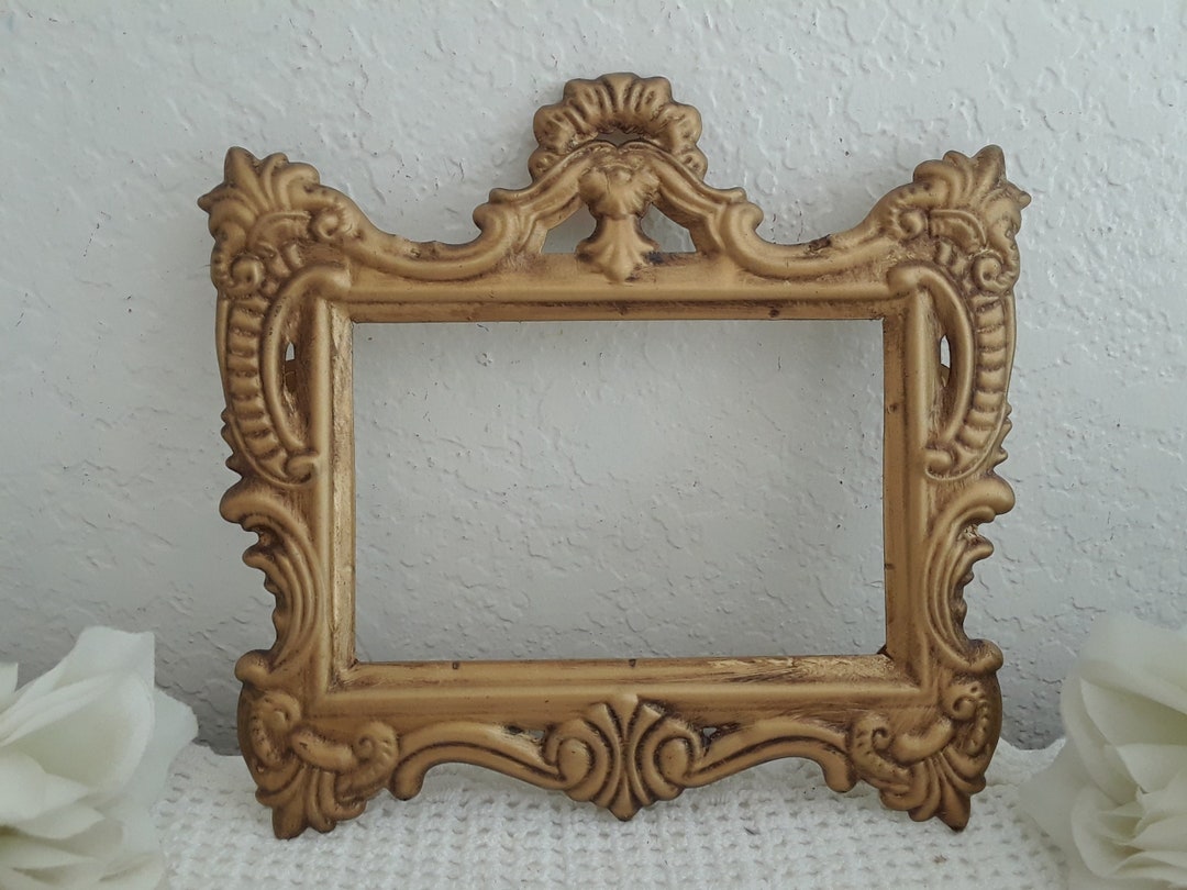 Ornate Vintage Gold Tin Picture Frame 4 X 6 Photo Decoration Midcentury