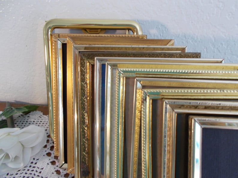 Vintage Gold Metal Picture Frame 5 x 7 Photo Decoration Mid Century Hollywood Regency Rustic Shabby Chic Wedding Decoration Home Decor Gift image 2