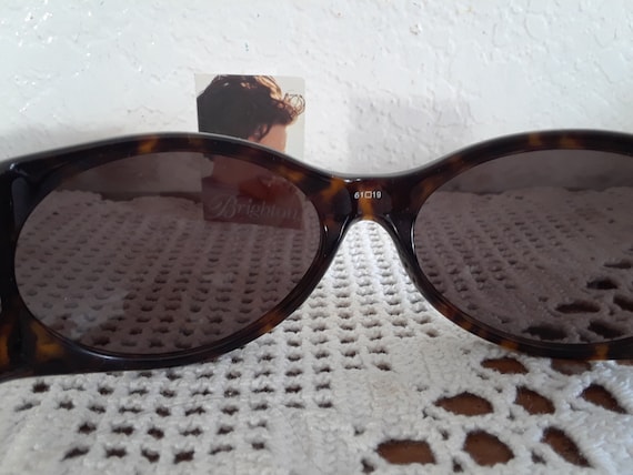 Vintage Brighton Sunglasses with Black & White Ca… - image 7