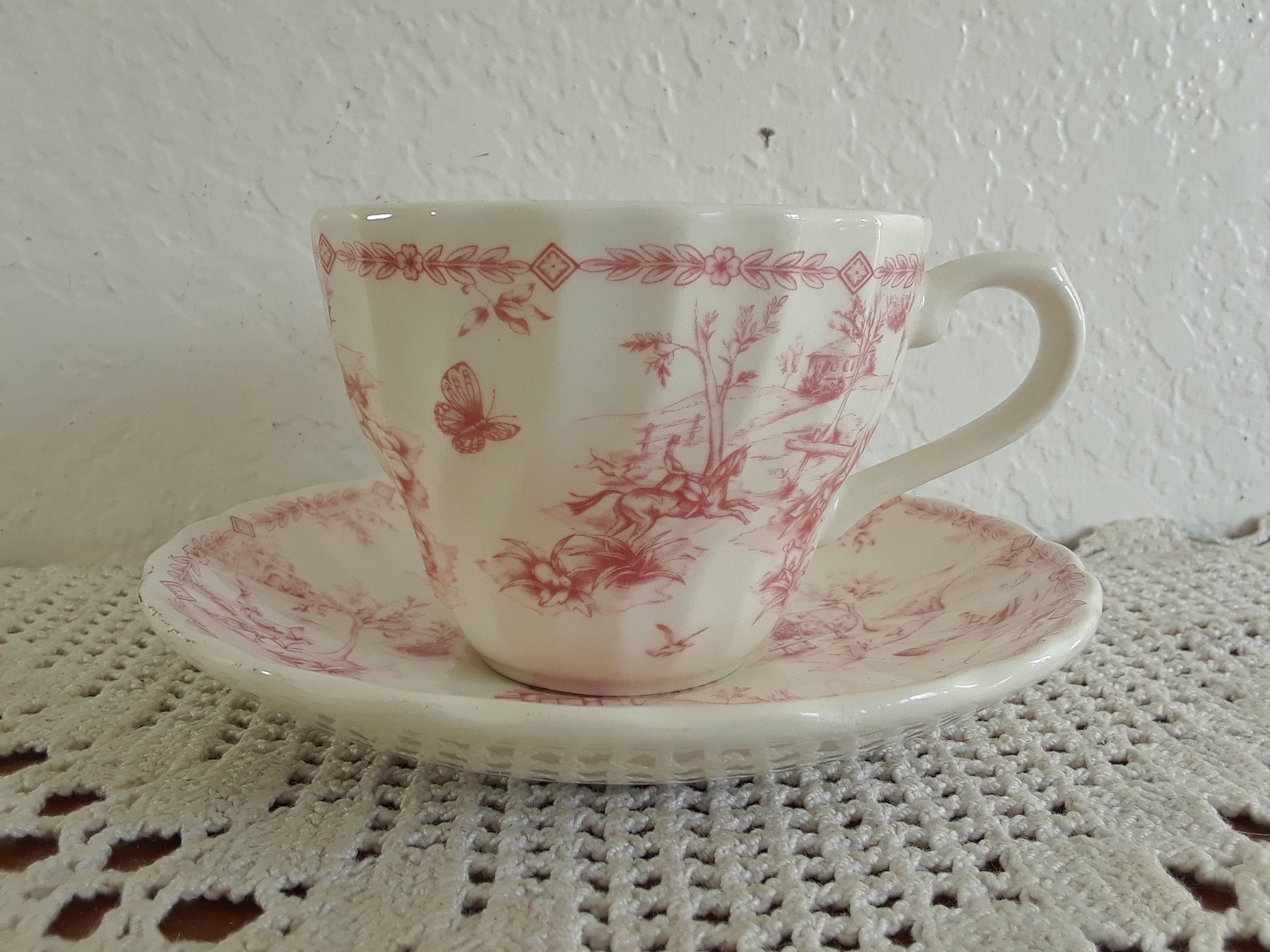 Vintage Pink And White Tea Cup And Saucer Set Queen S Etsy