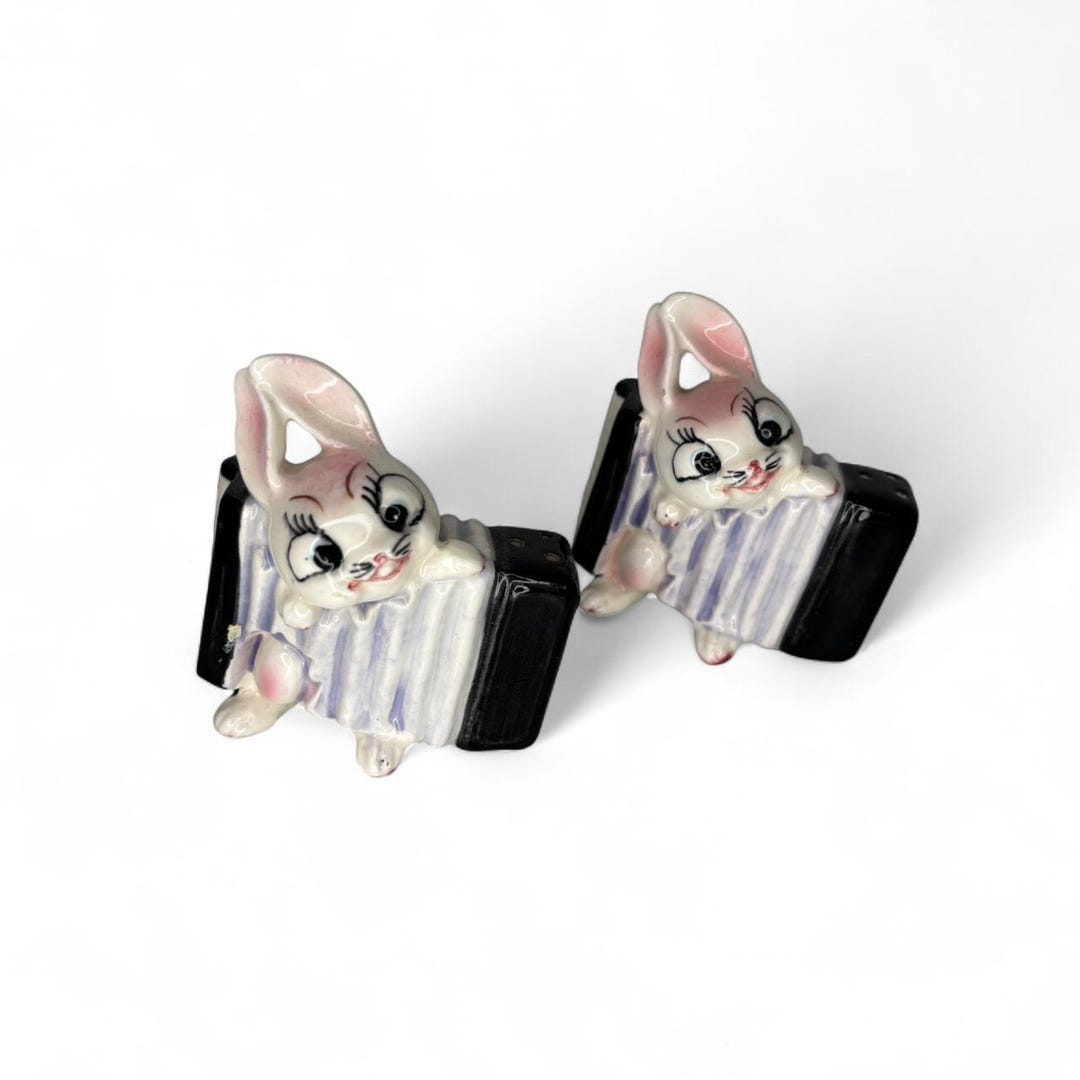 Kitsch Shiny Rabbit Vintage Mid Century Japan Kitsch Anthropomorphic Rabbit in Accordion ...