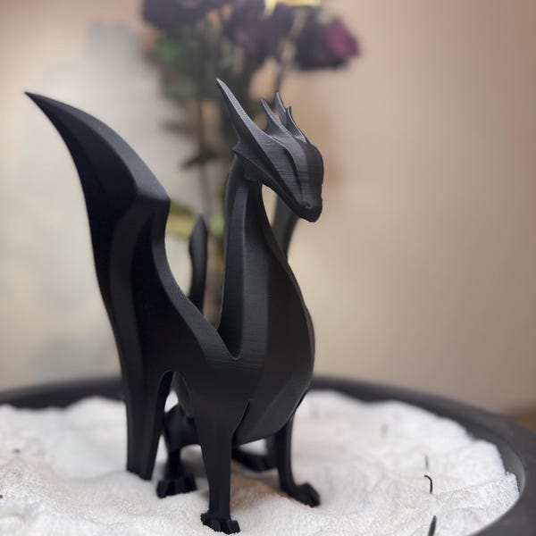 Dragon Statue- Minimalist design- 3D Printed-Cosplay-Home Decor