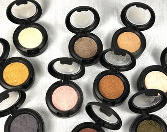 Sombra de ojos mineral prensada aterciopelada (10 tonos) / Sombra de ojos mate natural / Altamente pigmentada y fácil de difuminar / Maquillaje de belleza natural