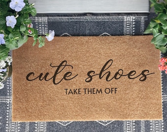 Cute Shoes Doormat, No Shoes Sign, Housewarming Gift, Funny Doormat, Lose The Shoes Welcome Mat, Funny Door Mat, Outdoor Doormat