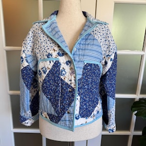 Handgefertigte Steppjacke M-L | Blauer Patchwork-Mantel | Upcycling | Verwendete Materialien: