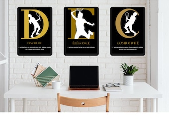 Zestaw 3 plakatów tenisowych | Djokovic, Nadal, Federer | Dekoracje ścienne sportowe | Motywacja | Pakiet „Legendy kortu” (czarno-złoty)