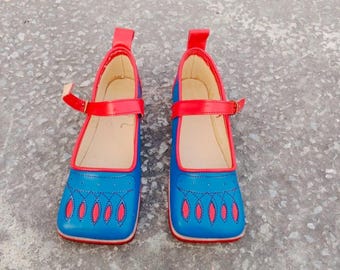 Sapatilhas Mary Jane Vintage Retrô Femininas | Sapatos Artesanais em Couro Azul e Vermelho em Dois Tons | Bico Quadrado com Fivela | Presente Artesanal para Ela