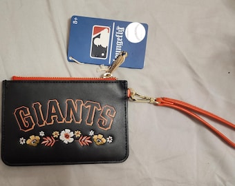 Loungefly San Francisco Giants Floral Wrist Clutch