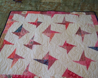 Baby Quilt, swirly quirky stars, White background, pink and blue quilt, Machine quilted with First Feathers