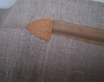 Linen Cafe Apron, 3 Pocket Half apron, zipper pocket apron, Utility Half apron, Crafters apron