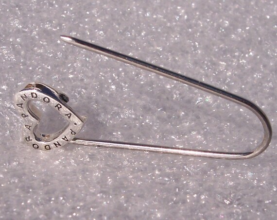 ME Safety Pin, Pandora, Charm Holder, 925, Display, Your Treasures, Lapel, Heart, Unique, Own Style, Design, Logo Clasp, Jacket, Dress
